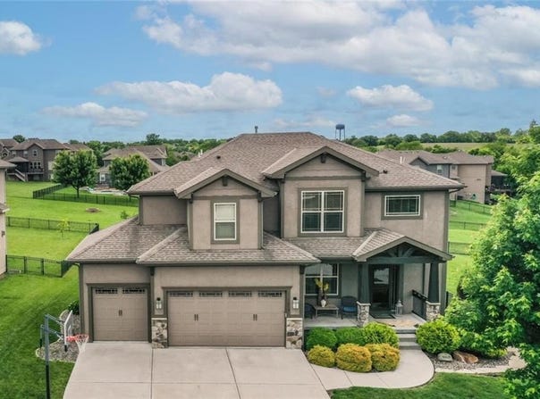 1213 BECKET Court, Raymore, MO 64083