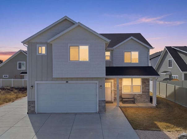356 W RENDEZVOUS Way, Garden City, UT 84028