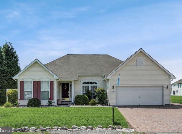 37292 LONG BOAT CT, GREENBACKVILLE, VA 23356