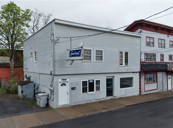 704 Utica Street, Whitestown, NY 13424