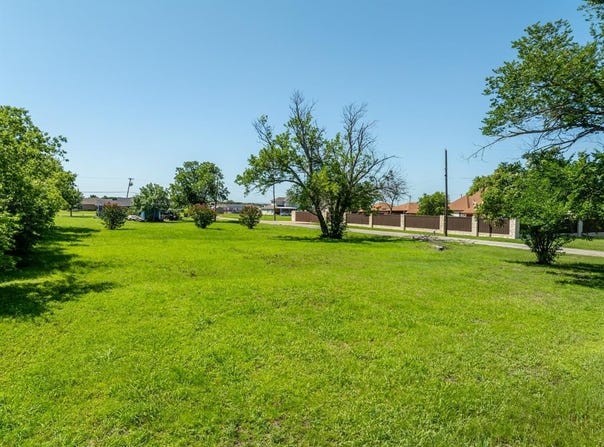 500 E Marrion Street, Itasca, TX 76055