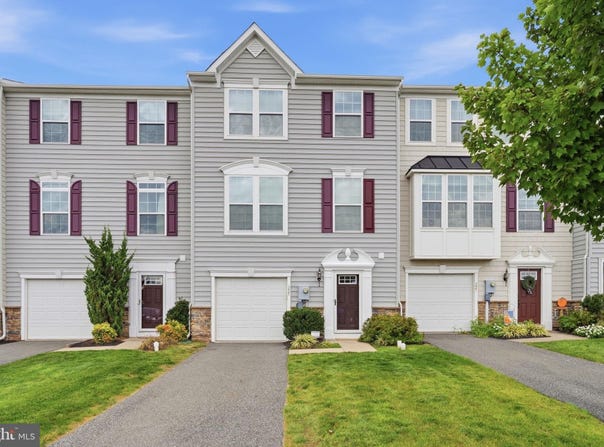 225 TULIP Lane, GILBERTSVILLE, PA 19525