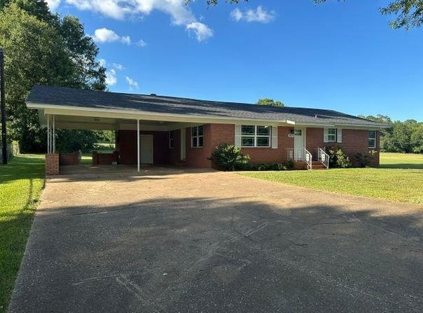 577 Hwy 84 E, Mt Enterprise, TX 75681