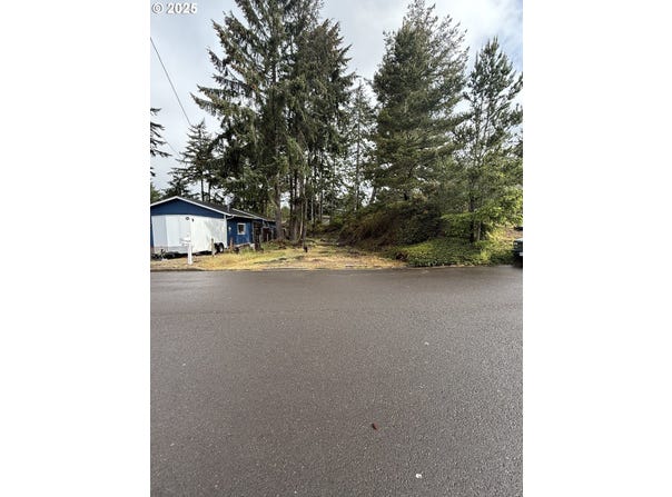 200 11TH ST, Florence, OR 97439