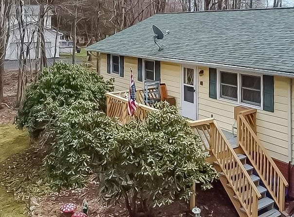 3239 Willow Grove Road, Pocono Summit, PA 18346