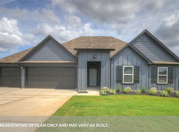 412 BARRON ESTATE Drive, Lockhart, TX 78644