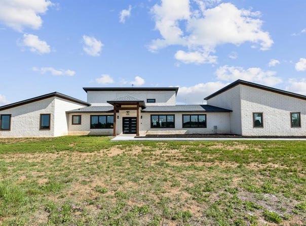 700 Brown Road, Palo Pinto, TX 76484