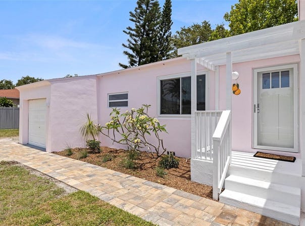 1579 BAYSHORE BOULEVARD, DUNEDIN, FL 34698