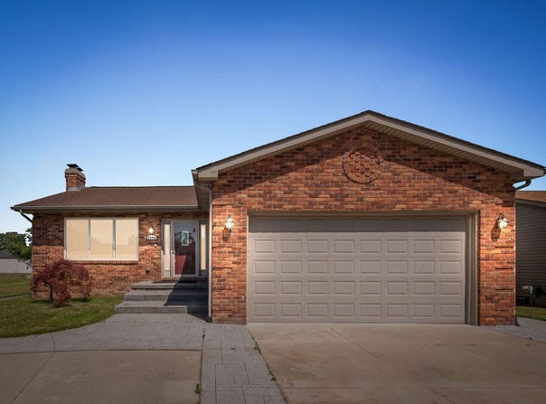 25950 Lehner Court, Roseville, MI 48066