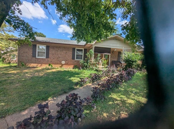214 Memphis Junction Road, Bowling Green, KY 42101