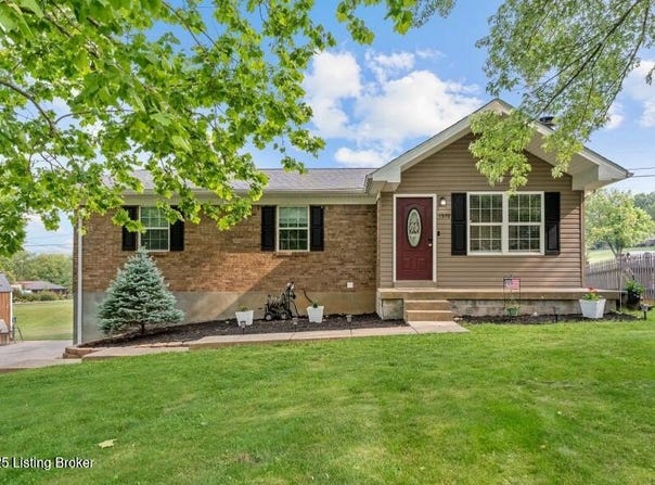 1376 Darlene Court, Radcliff, KY 40160