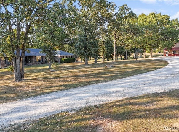 3 Willow Road, Eldon, MO 65026