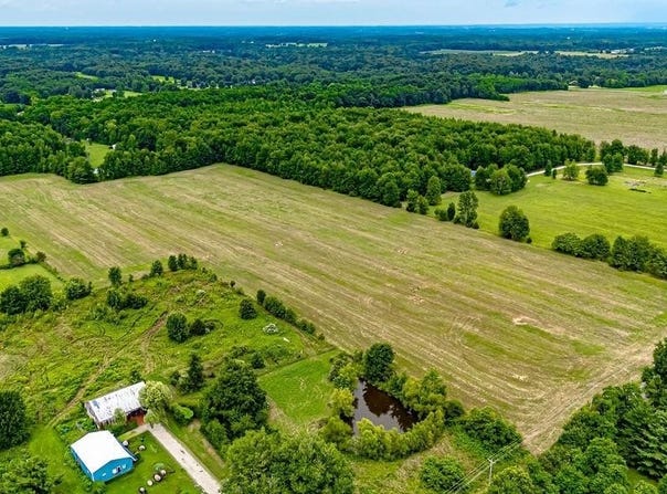 2 Plano Trail Lane, Aurora, IN 47001