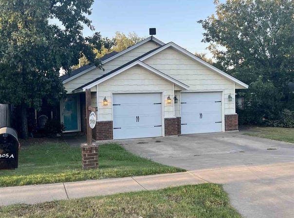 2505 SW C Ave, Lawton, OK 73505