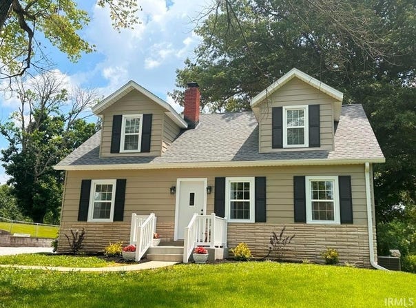 5501 Kratzville Road, Evansville, IN 47710-4173