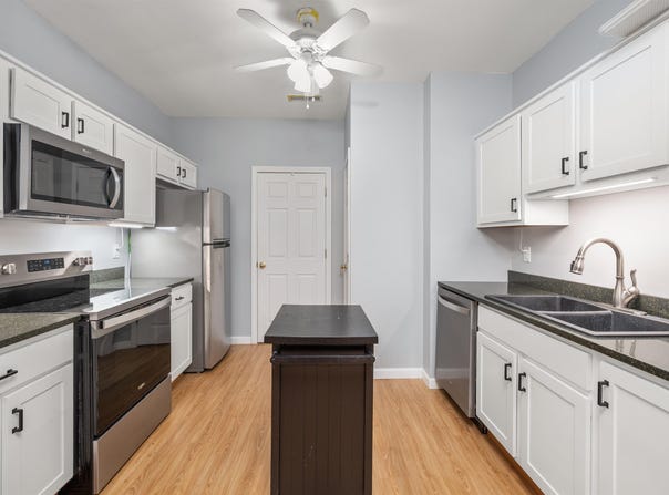 9 Blueberry Hill Road, Plymouth, NH 03264