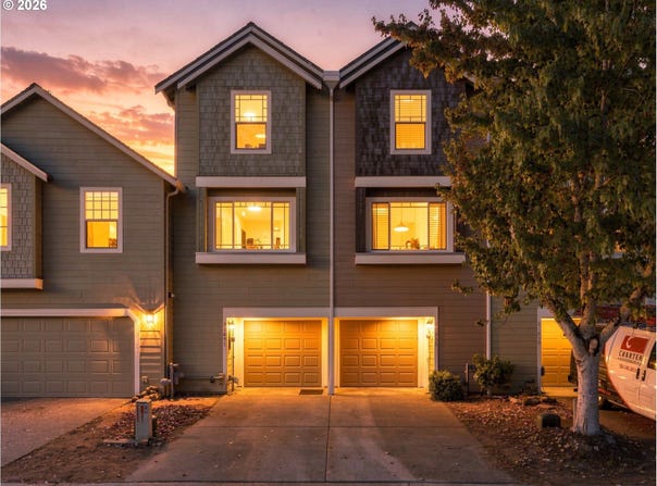21851 NE HEARTWOOD Cir, Fairview, OR 97024