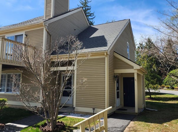 2102 Martingale Drive, Carmel, NY 10512