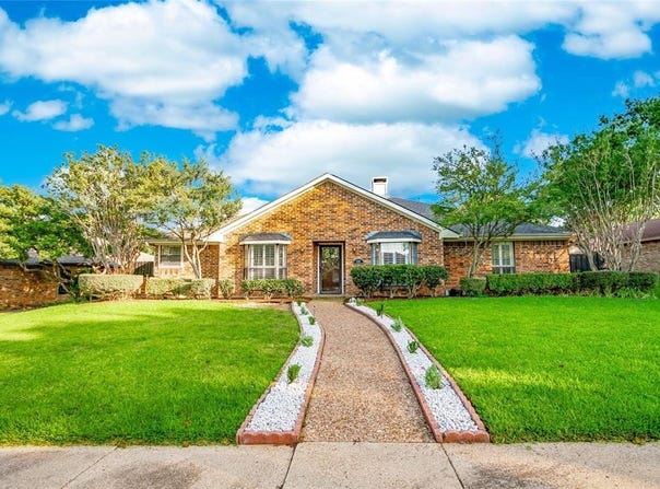 829 Woodmoor Drive, Coppell, TX 75019