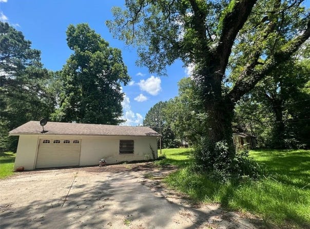 711 PINE HILL Road, Griffin, GA 30224