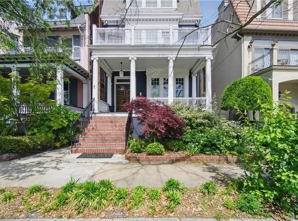 522 Mowbray Arch, Norfolk, VA 23507