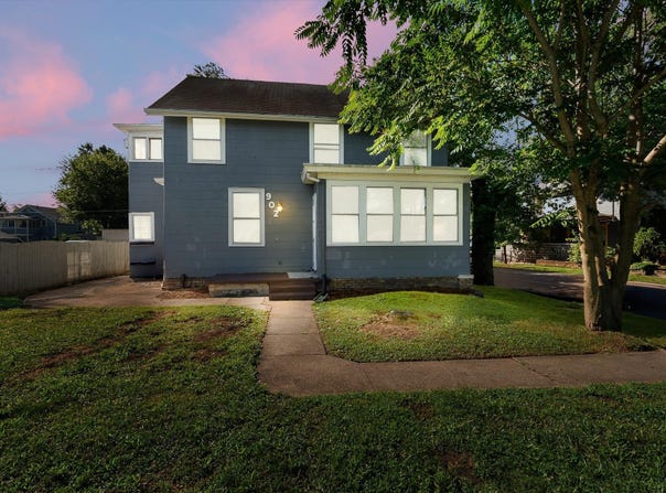 902 Lake Avenue, Fort Wayne, IN 46805