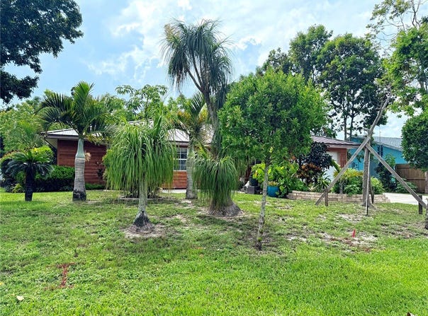 533 Fleming Street, Sebastian, FL 32958
