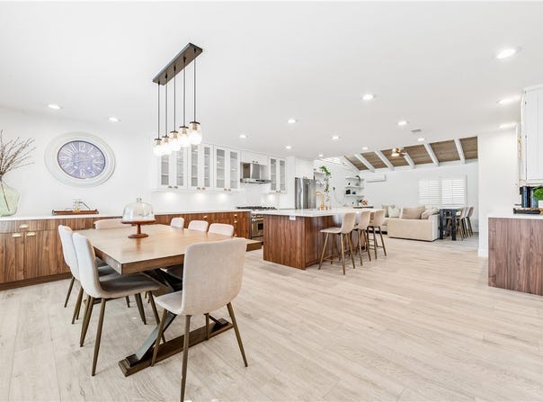 8071 Taylor Drive, Huntington Beach, CA 92646