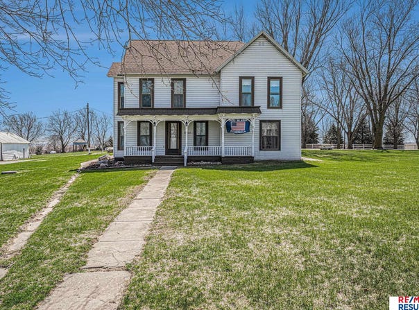 2860 335th Street, Logan, IA 51546