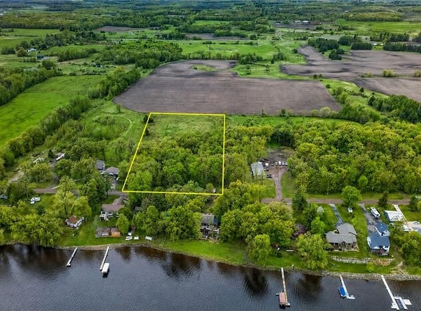 Linden Tree Rd, Grasston, MN 55030
