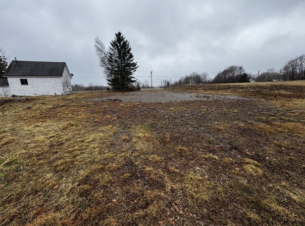 1248 Kingman Road, Kingman Township, ME 04451