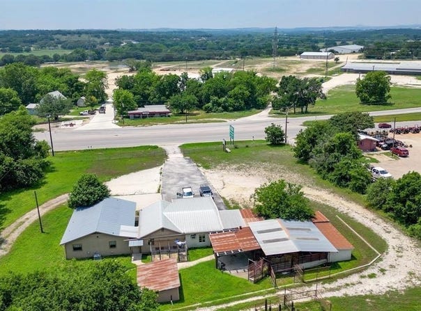1312 N Us Highway 281, Lampasas, TX 76550