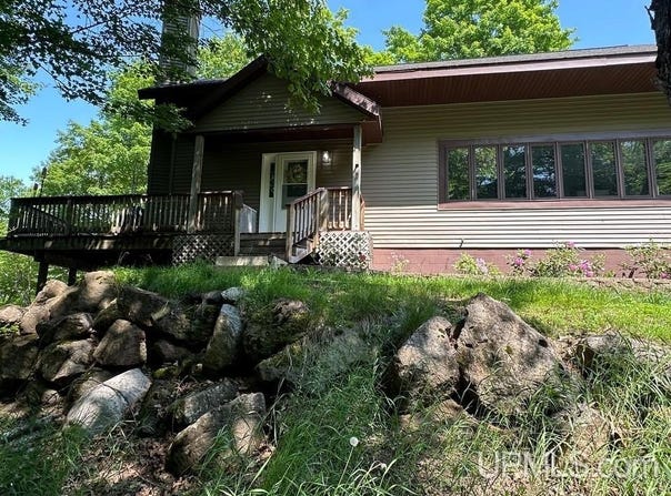 5 Krooks, Negaunee, MI 49866