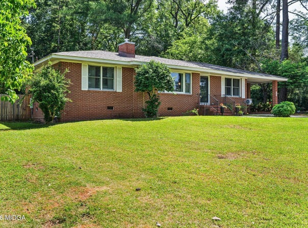 711 Winchester Circle, Macon, GA 31210