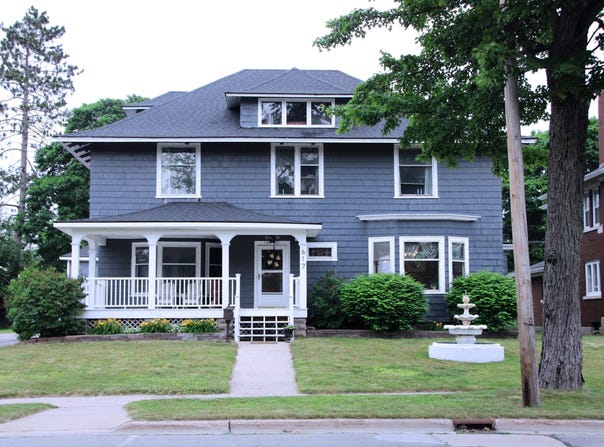 617 E Division Street, Cadillac, MI 49601