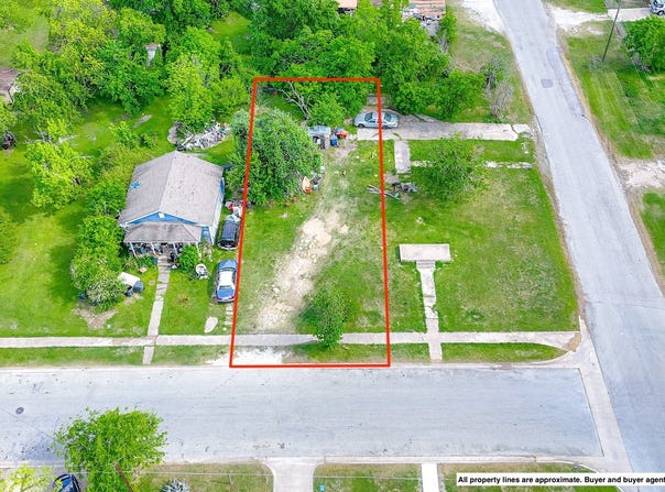 1005 E 6th Avenue, Corsicana, TX 75110