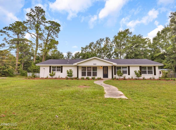 5215 Washington Avenue, Gulfport, MS 39507