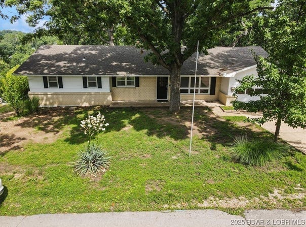 43 Bob White Lane, Lake Ozark, MO 65049