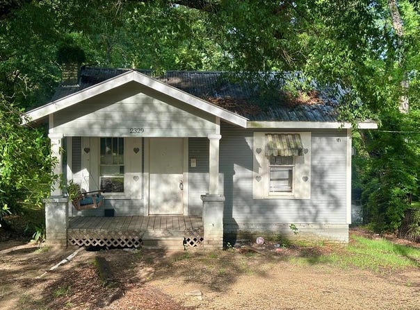2329 N 5th Ave, LAUREL, MS 39440