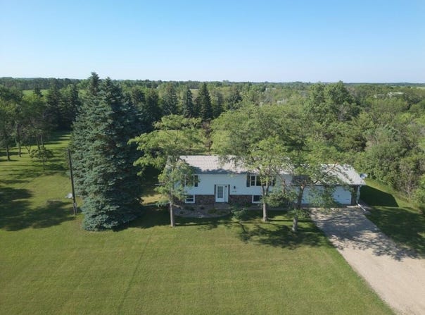 38386 130th Street, Aberdeen, SD 57401