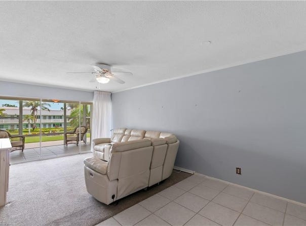 418 12th, NAPLES, FL 34102