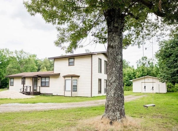 1512 Dixon, Pine Bluff, AR 71603-9999