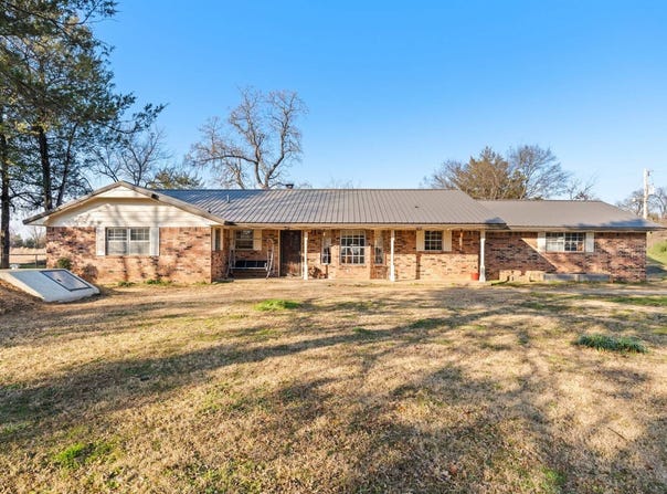35230 Midway Road, Poteau, OK 74953