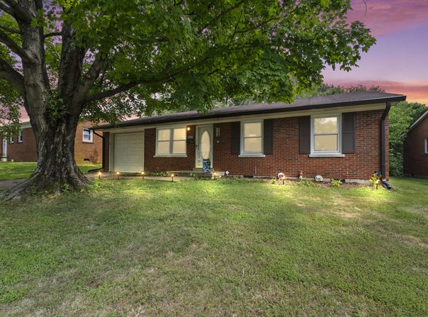 1926 Kingtree Drive, Lexington, KY 40505