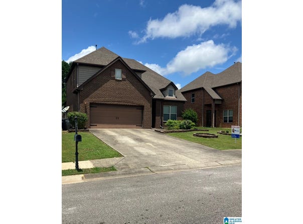 394 GLEN CROSS WAY, TRUSSVILLE, AL 35173