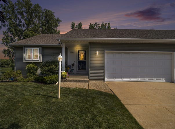 7581 Rivendell Drive SE, Grand Rapids, MI 49508