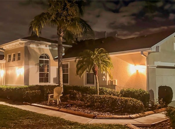 2069 SIFIELD GREENS Way, SUN CITY CENTER, FL 33573