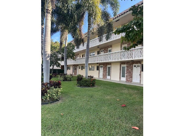 400 NE 20th Street, Boca Raton, FL 33431