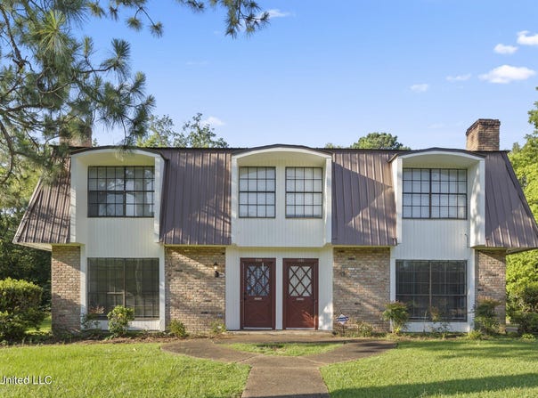 1121 Woodfield Drive, Jackson, MS 39211