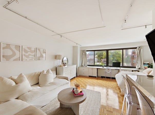 201 West 21st Street 6H, New York, NY 10011